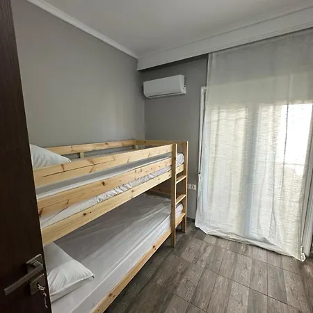 Apartament Three Roots House